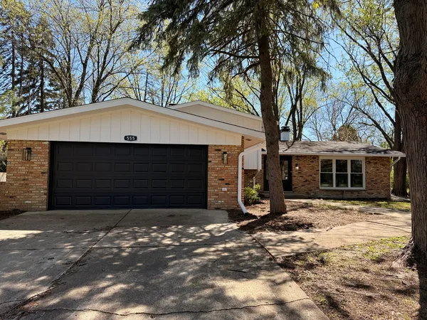 $614,700 | 28W555 Leverenz Road, Naperville, IL 60564