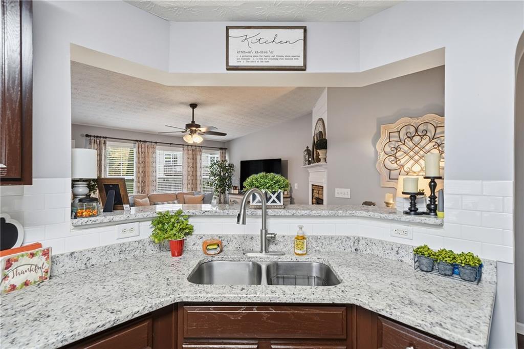 123 Diamond Ridge Avenue Canton, GA 30114 - Photo 15 of 54