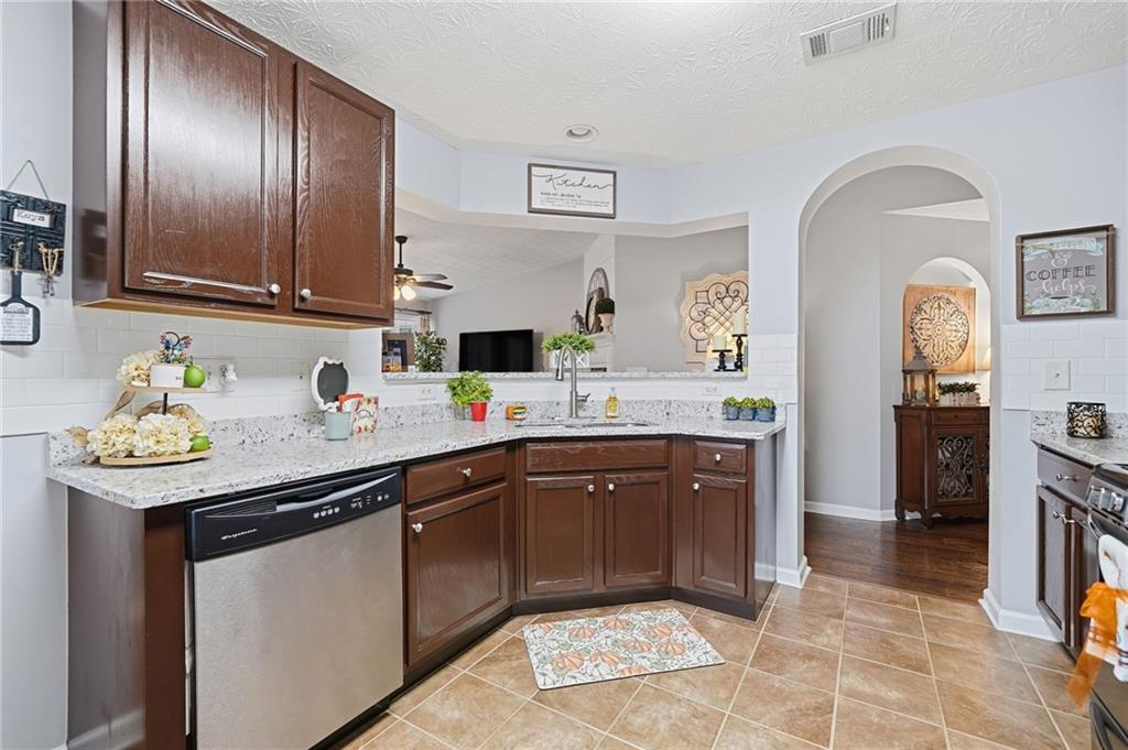 123 Diamond Ridge Avenue Canton, GA 30114 - Photo 16 of 54