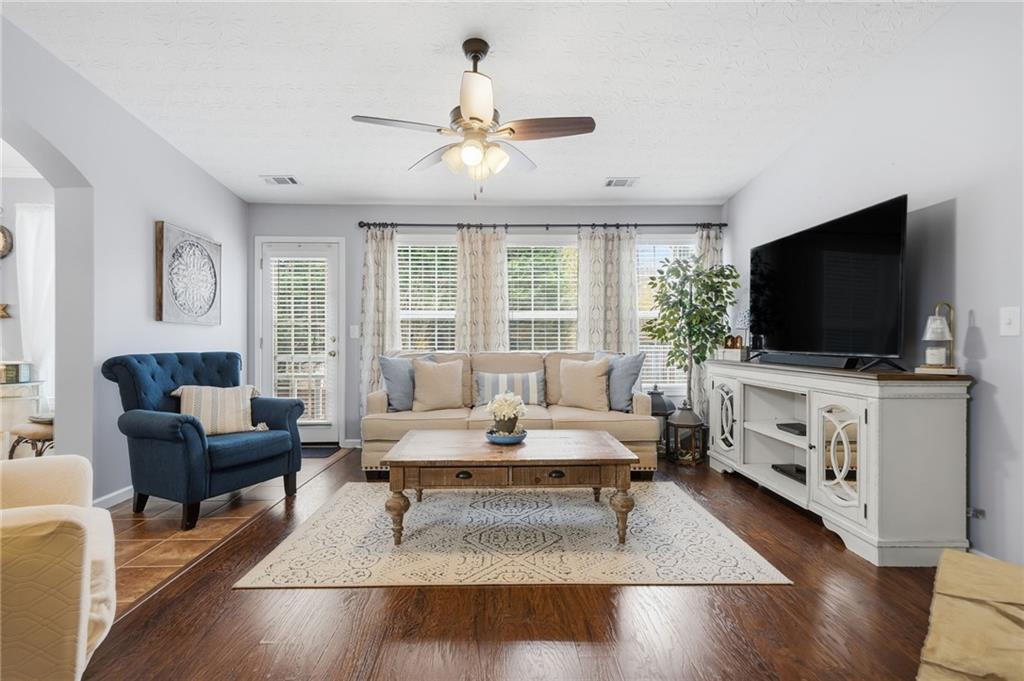 123 Diamond Ridge Avenue Canton, GA 30114 - Photo 9 of 54