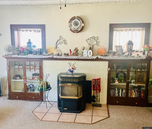 $190,000 | 723 Arapahoe Street, Thermopolis, WY 82443