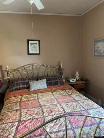 $190,000 | 723 Arapahoe Street, Thermopolis, WY 82443