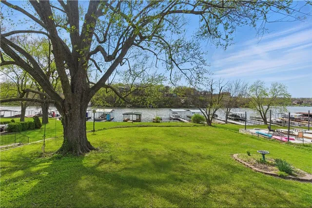 $850,000 | 13-P Lake Shore Drive, Lake Lotawana, MO 64086
