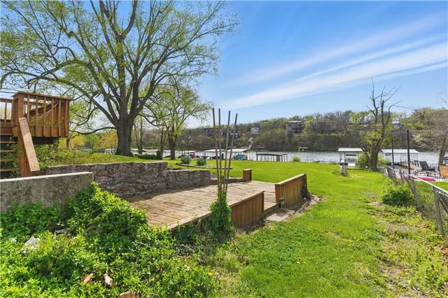 $850,000 | 13-P Lake Shore Drive, Lake Lotawana, MO 64086