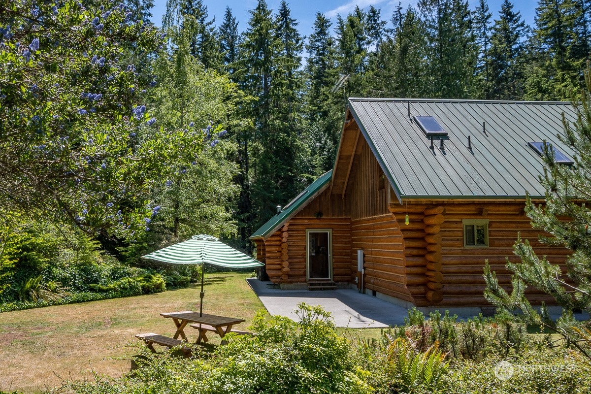 6745 Cultus Bay Road Clinton, WA 98236 - Photo 26 of 33 Gallery Image 26