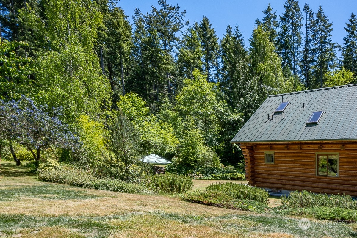 6745 Cultus Bay Road Clinton, WA 98236 - Photo 27 of 33 Gallery Image 27