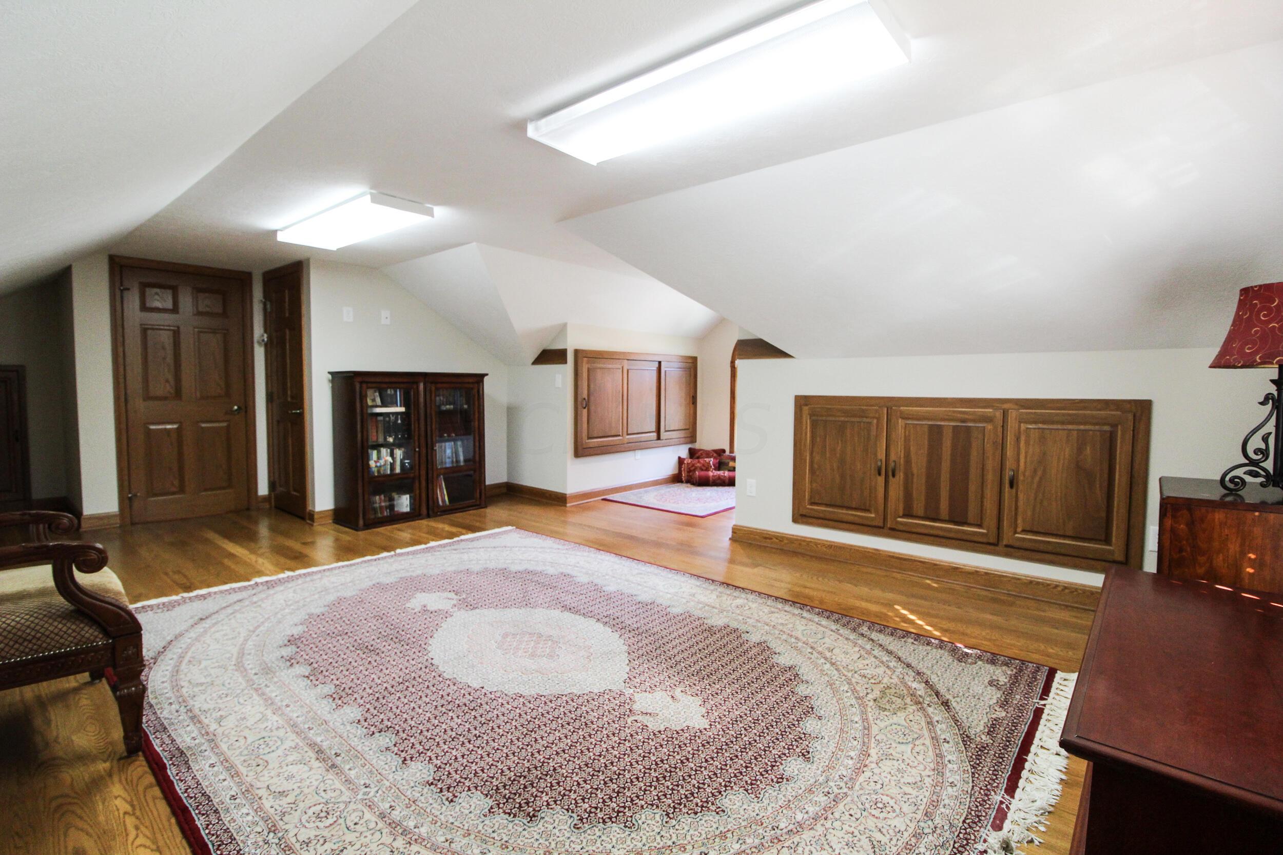 10968 Inland Road Cambridge, OH 43725 - Photo 26 of 50 Inland 25