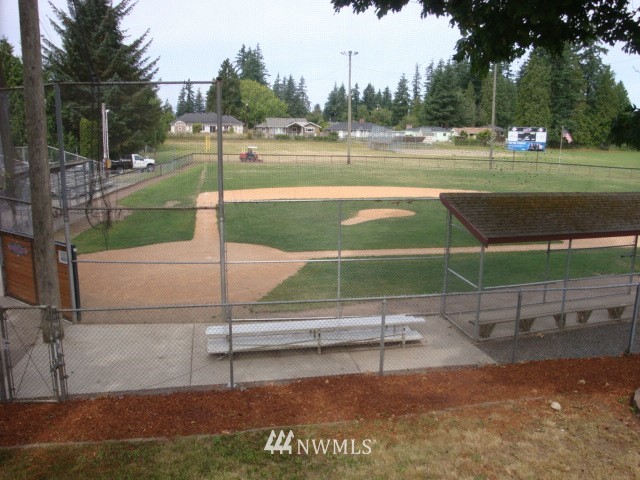 6438 Cady Road Everett, WA 98203 - Photo 8 of 24