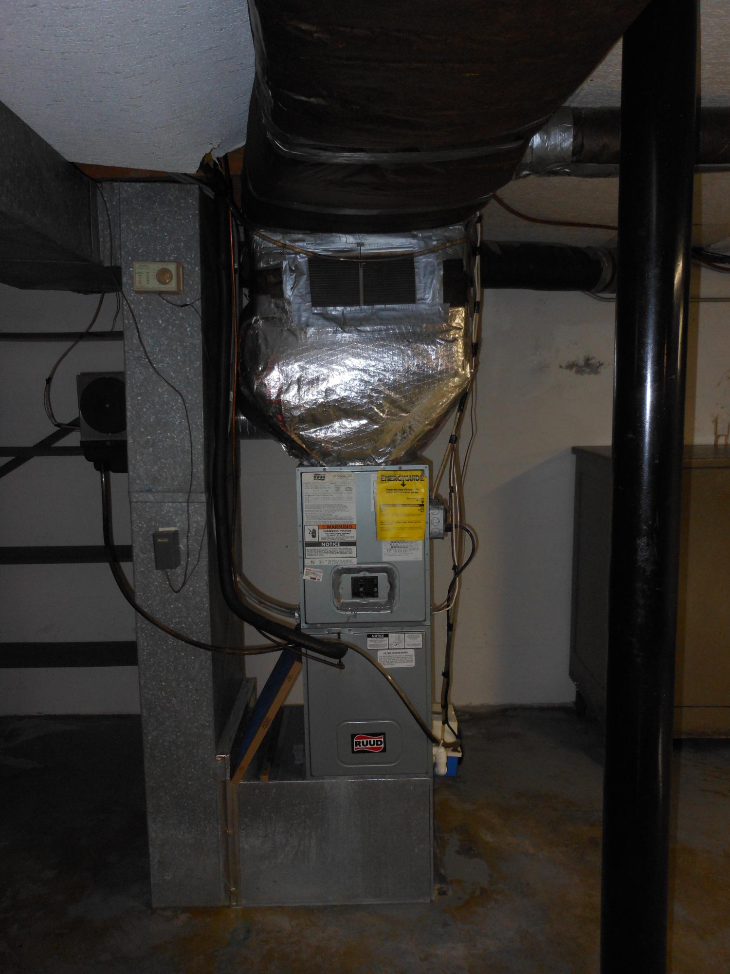 1604 Eanes Road Roanoke, VA 24014 - Photo 17 of 22 Recent furnace