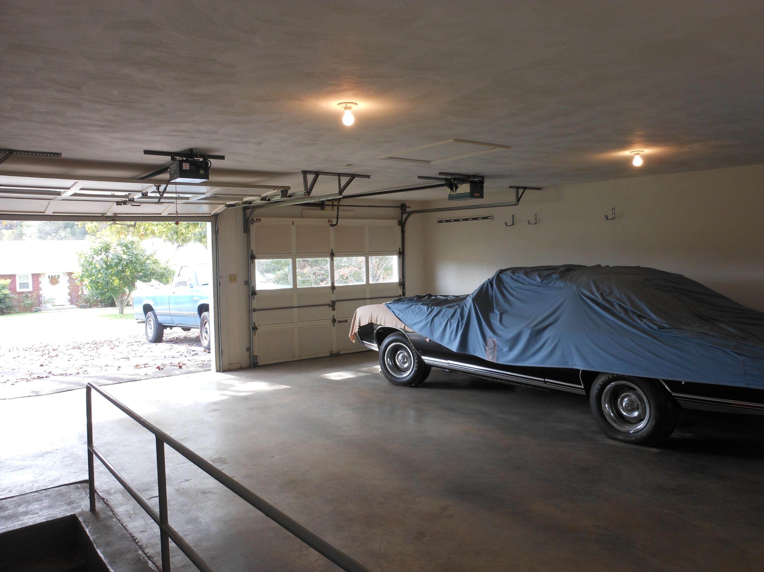1604 Eanes Road Roanoke, VA 24014 - Photo 20 of 22 2 Car Garage