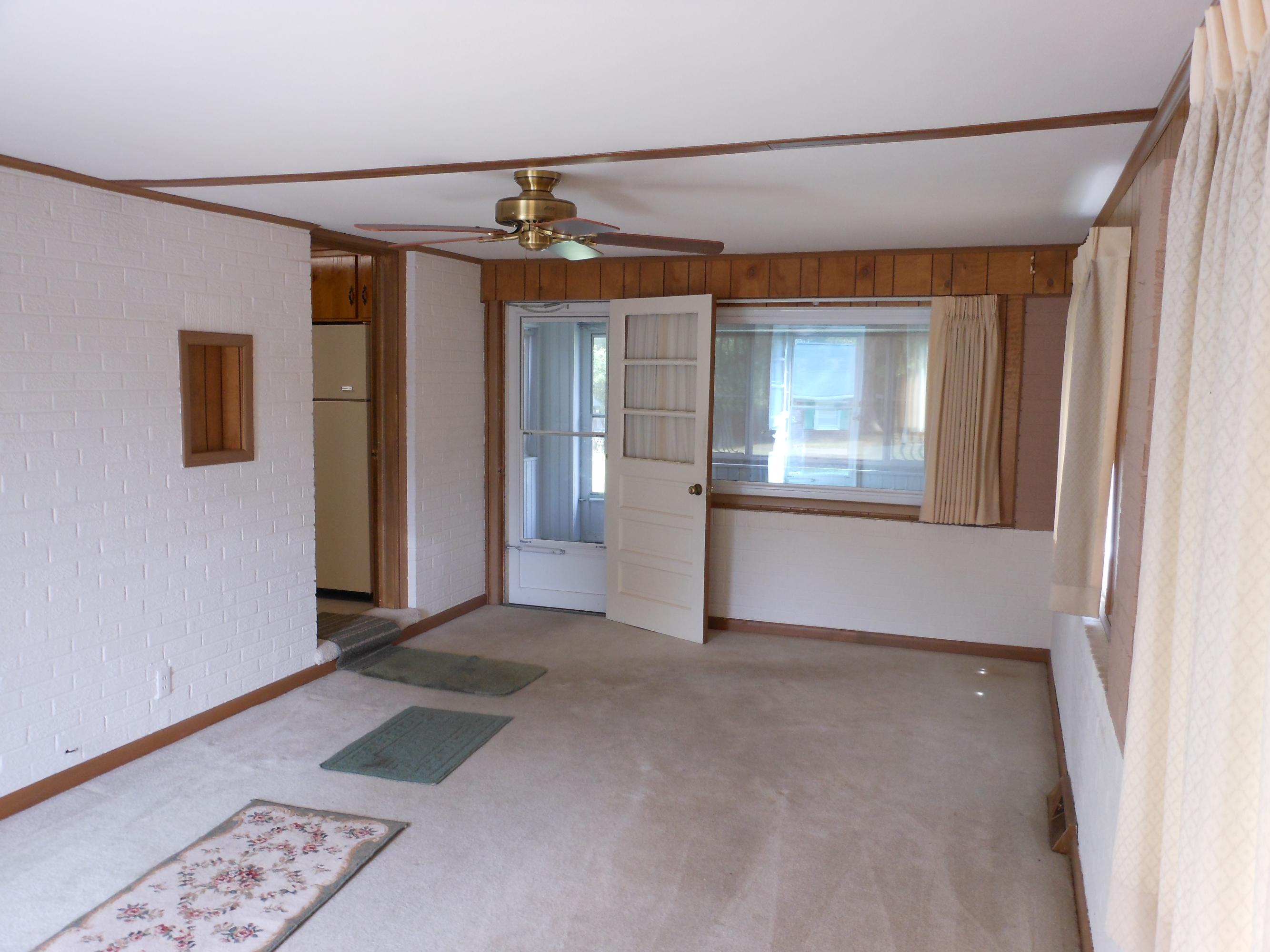 1604 Eanes Road Roanoke, VA 24014 - Photo 8 of 22 Family Rm to Florida Rm