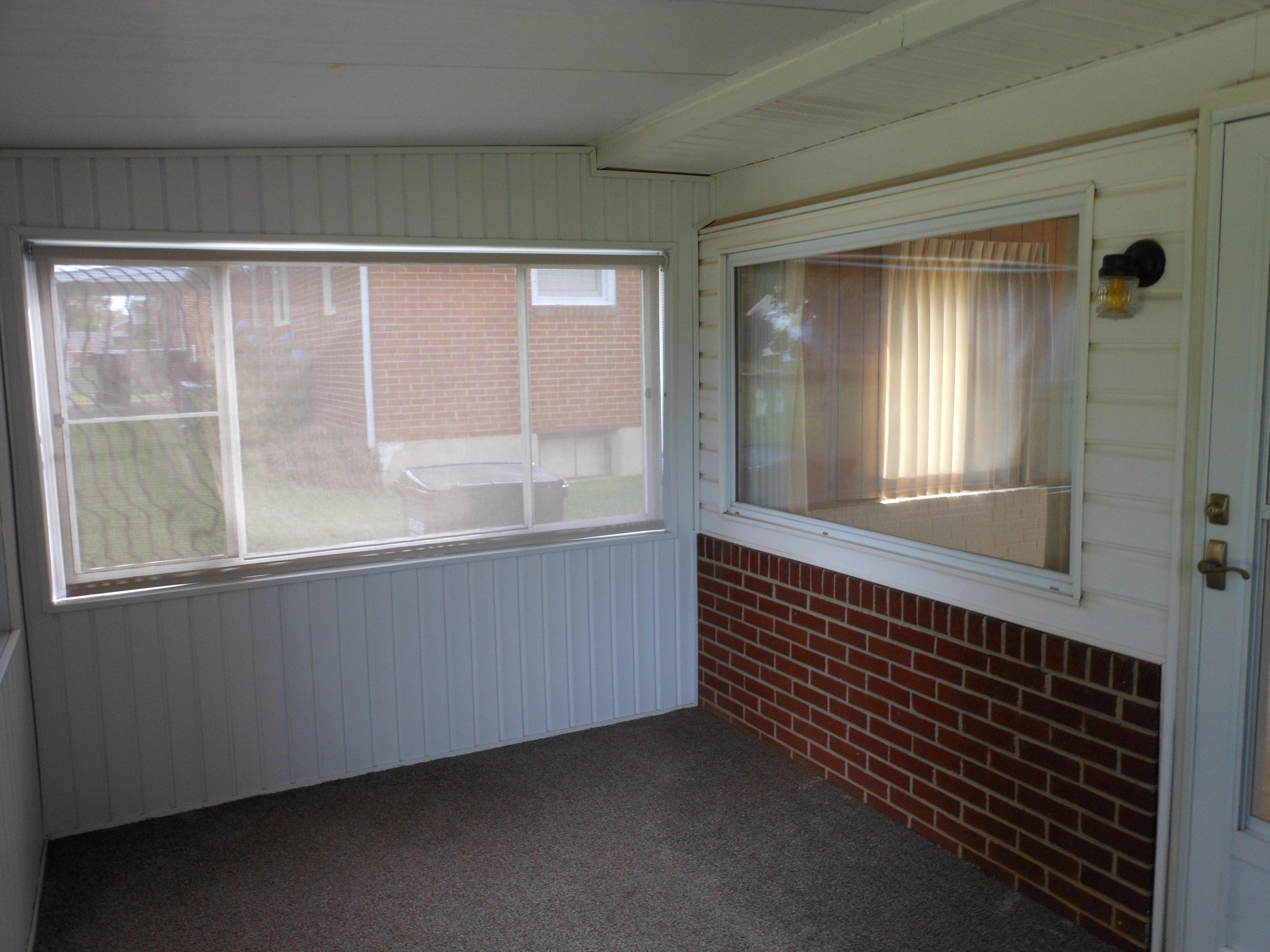 1604 Eanes Road Roanoke, VA 24014 - Photo 9 of 22 Florida Rm