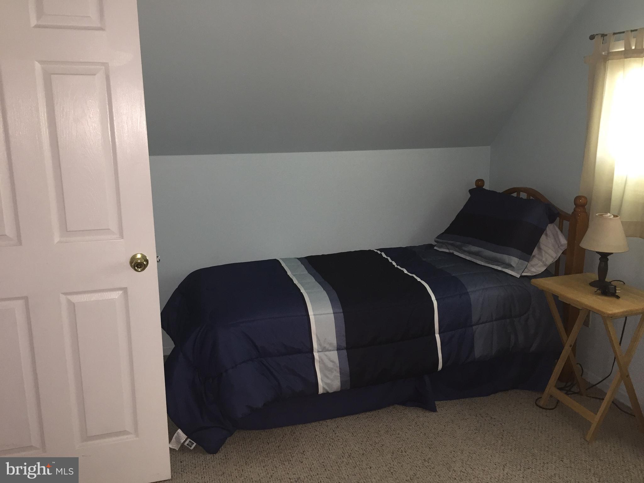 37 Cliff Road Levittown, PA 19057 - Photo 54 of 72 Bedroom 4