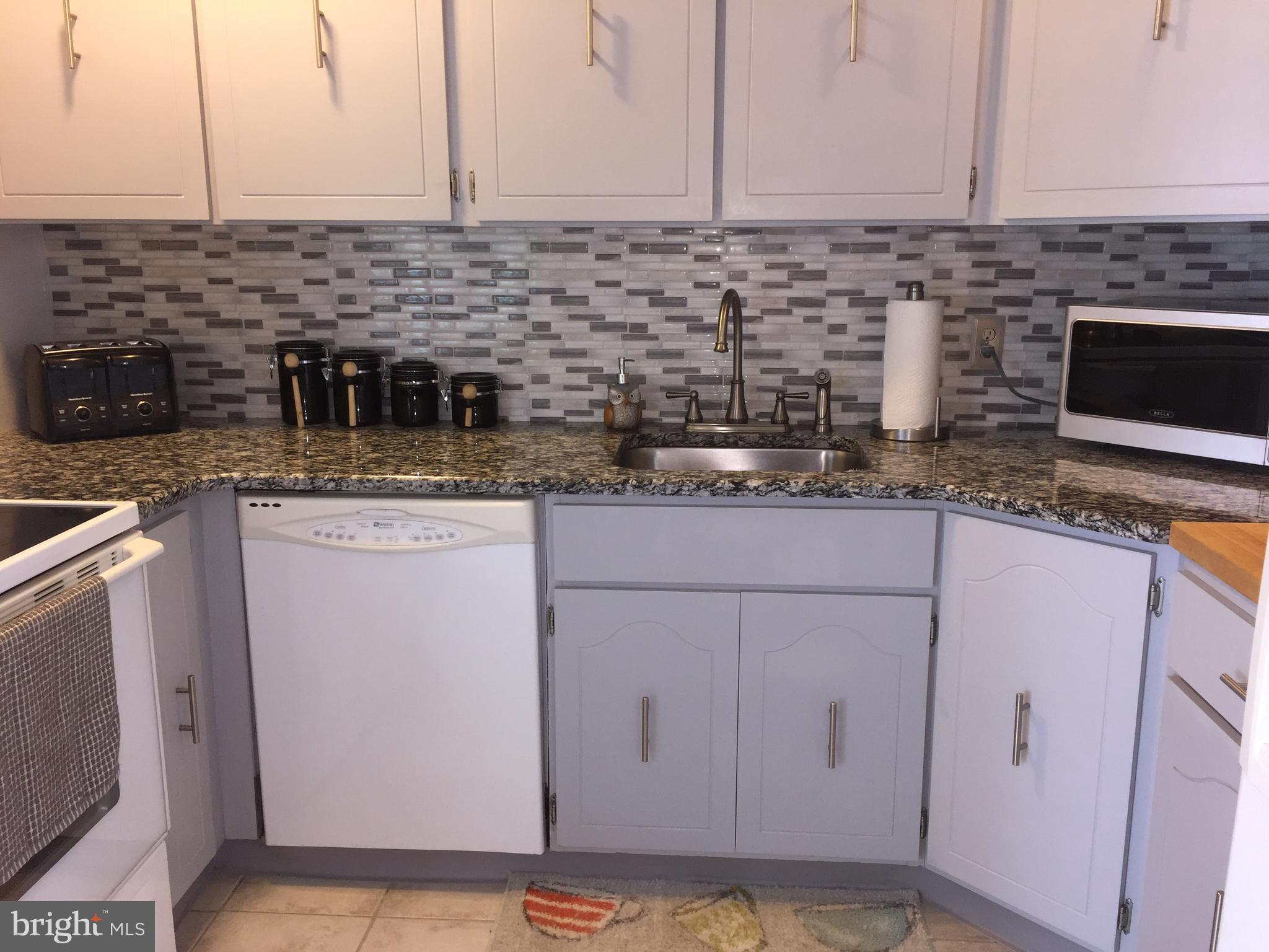 37 Cliff Road Levittown, PA 19057 - Photo 10 of 72 Kitchen