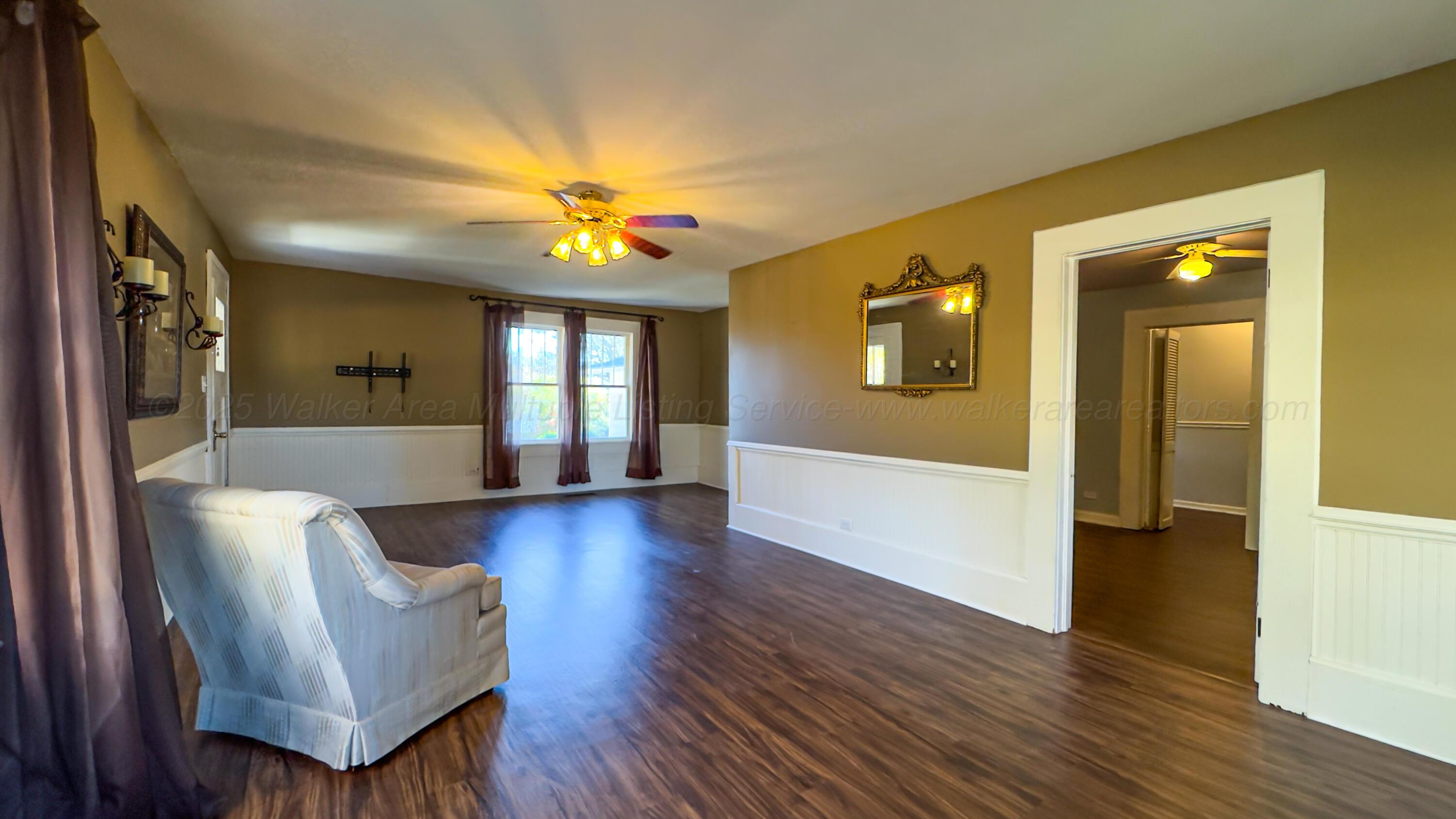 347 Tahoe Road Winfield, AL 35594 - Photo 3 of 40 Living Room