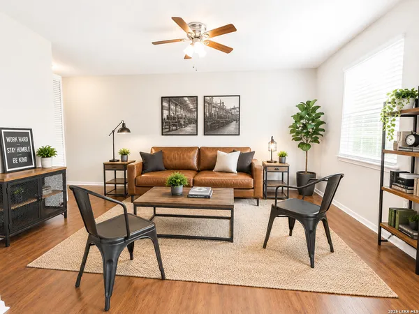 $1,300 | 1536 West Hollywood Avenue, Unit 1538, San Antonio, TX 78201