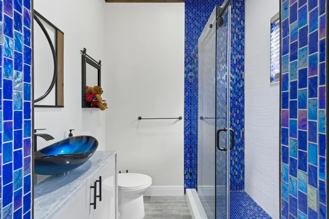 $1,950,000 | 8350 Whispering Oak Way, West Palm Beach, FL 33411