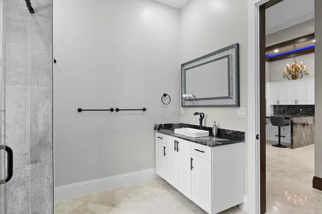 $1,950,000 | 8350 Whispering Oak Way, West Palm Beach, FL 33411