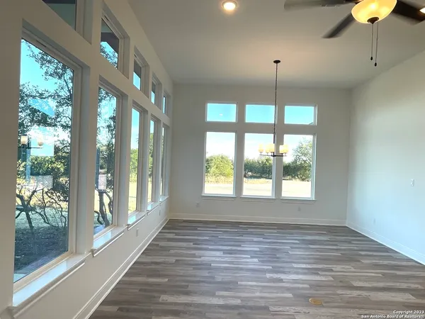 $2,595 | 101 Daniel Jackson, Blanco, TX 78606