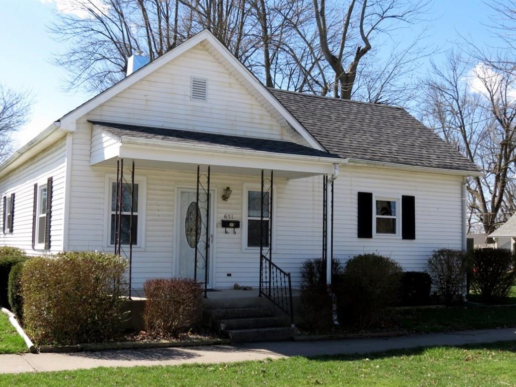 651 Jackson Street Hope, IN 47246 - Photo 1 of 21 Gallery Image 1
