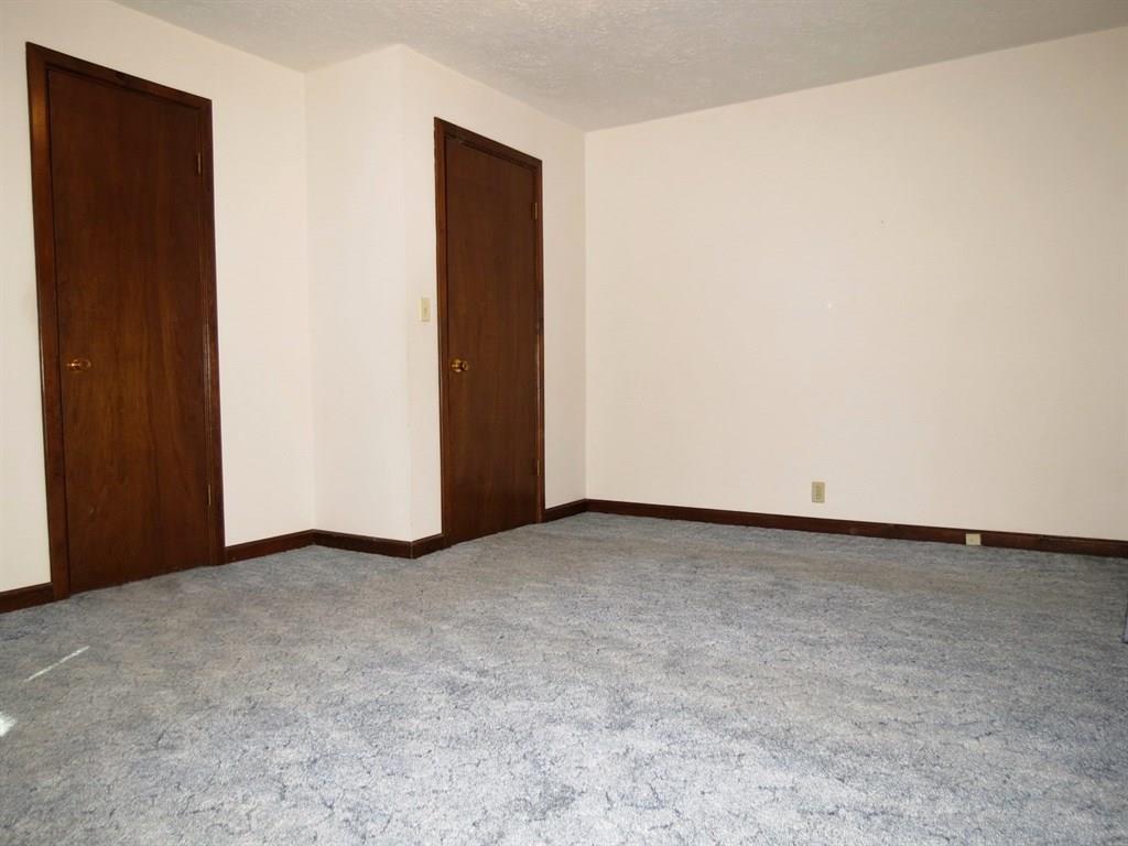 651 Jackson Street Hope, IN 47246 - Photo 11 of 21 Gallery Image 11