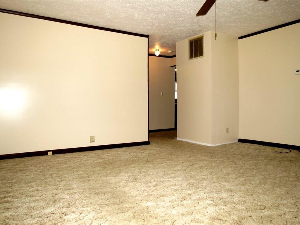 651 Jackson Street Hope, IN 47246 - Photo 5 of 21 Gallery Image 5