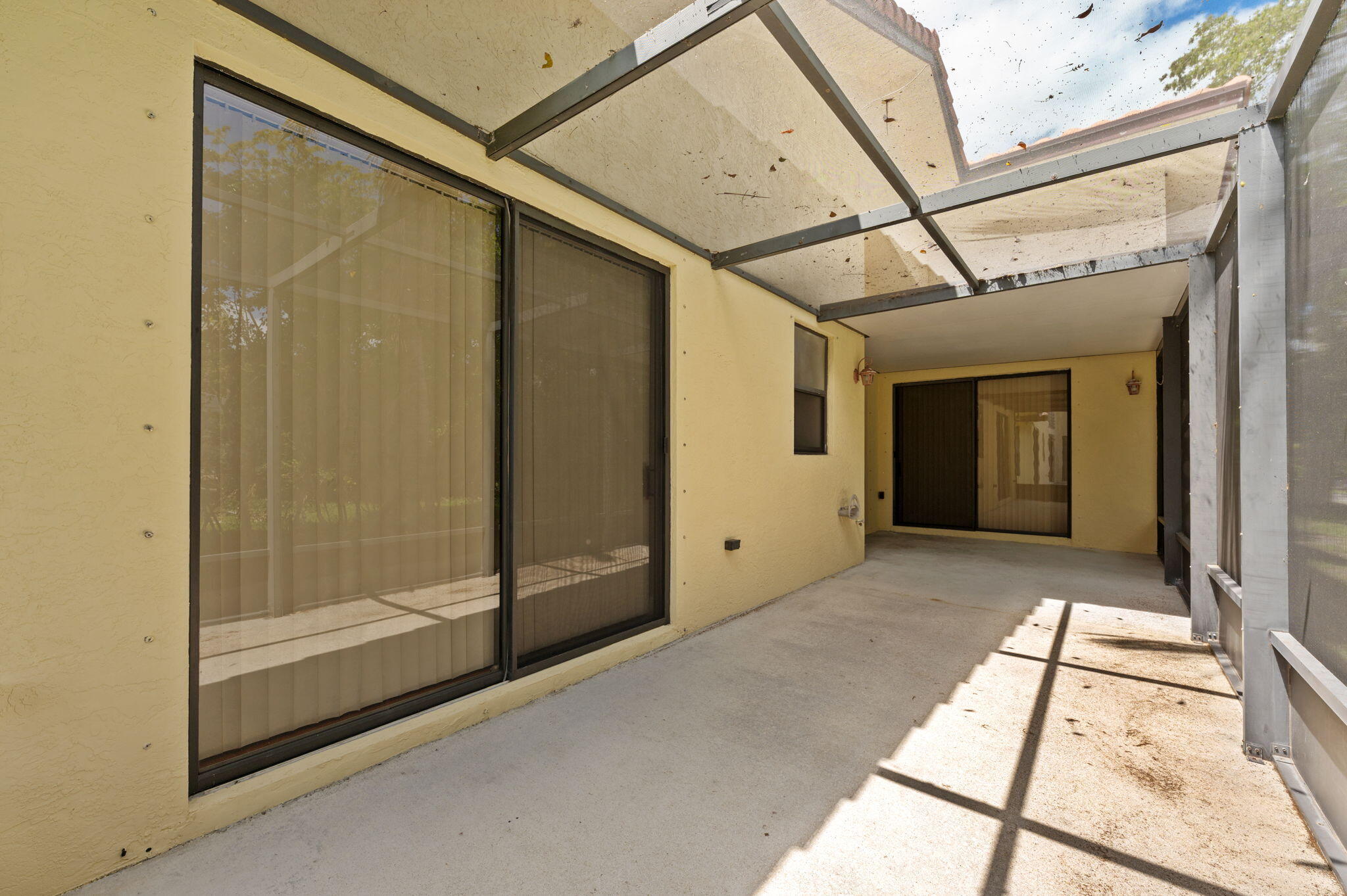 7039 Golf Pointe Circle Tamarac, FL 33321 - Photo 24 of 34 27-web-or-mls-7039-golf-pointe-cir