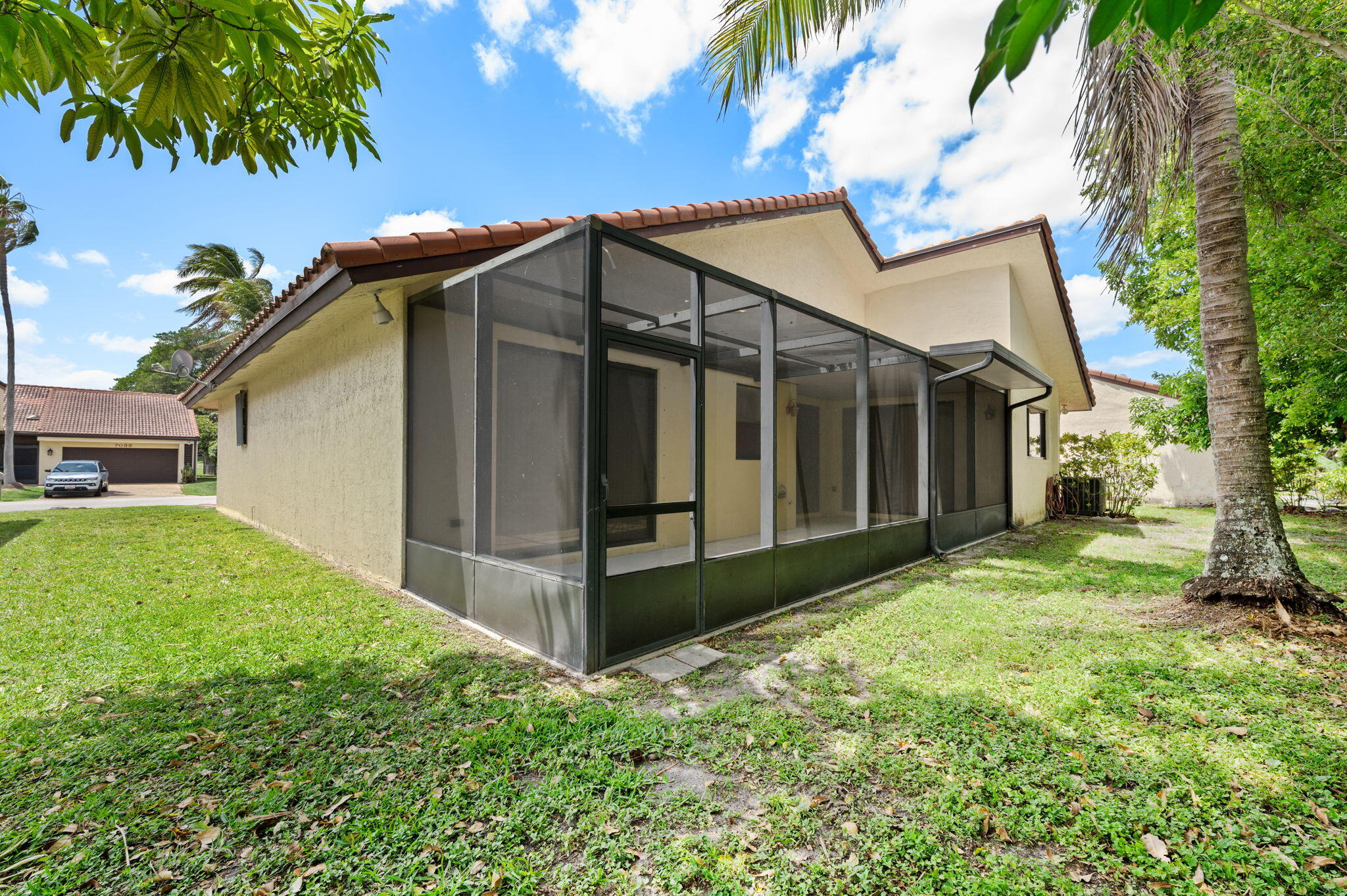 7039 Golf Pointe Circle Tamarac, FL 33321 - Photo 25 of 34 29-web-or-mls-7039-golf-pointe-cir