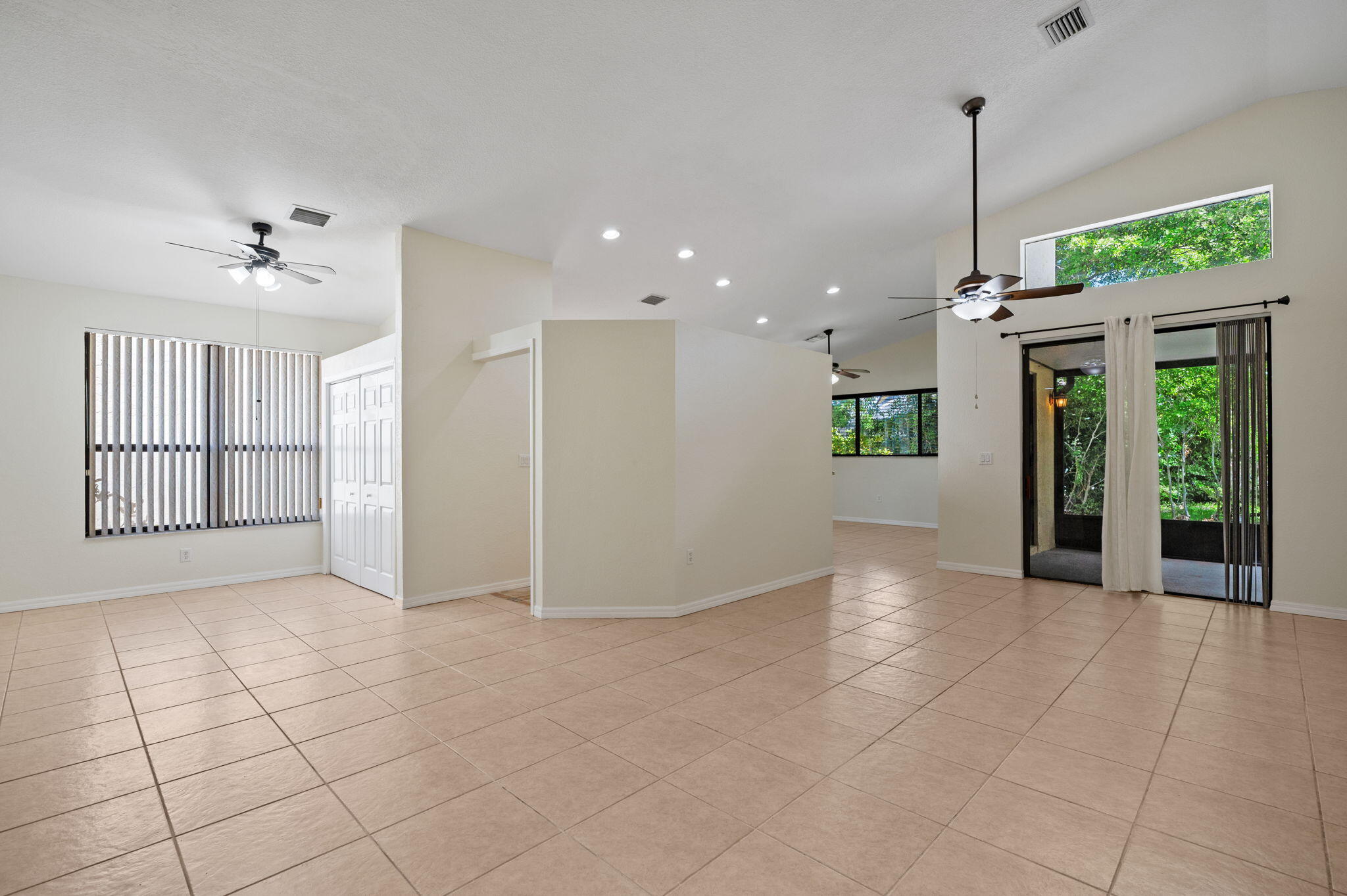 7039 Golf Pointe Circle Tamarac, FL 33321 - Photo 5 of 34 8-web-or-mls-7039-golf-pointe-cir