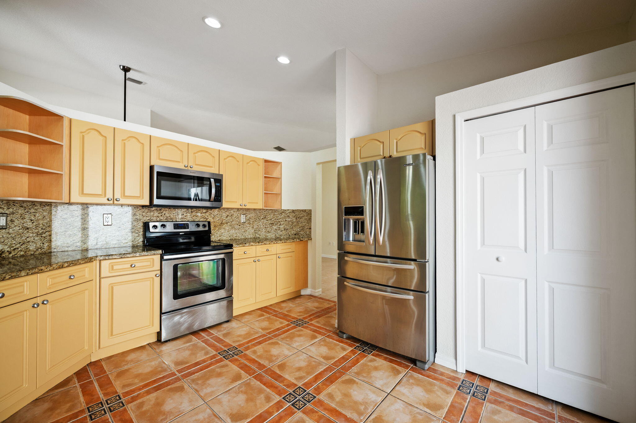 7039 Golf Pointe Circle Tamarac, FL 33321 - Photo 10 of 34 13-web-or-mls-7039-golf-pointe-cir