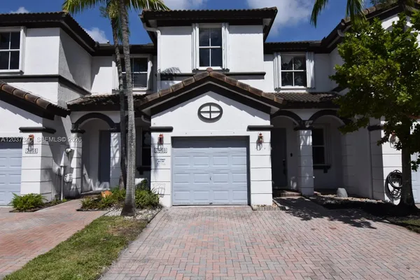$3,800 | 7848 Northwest 114th Path, Unit 7848, Doral, FL 33178