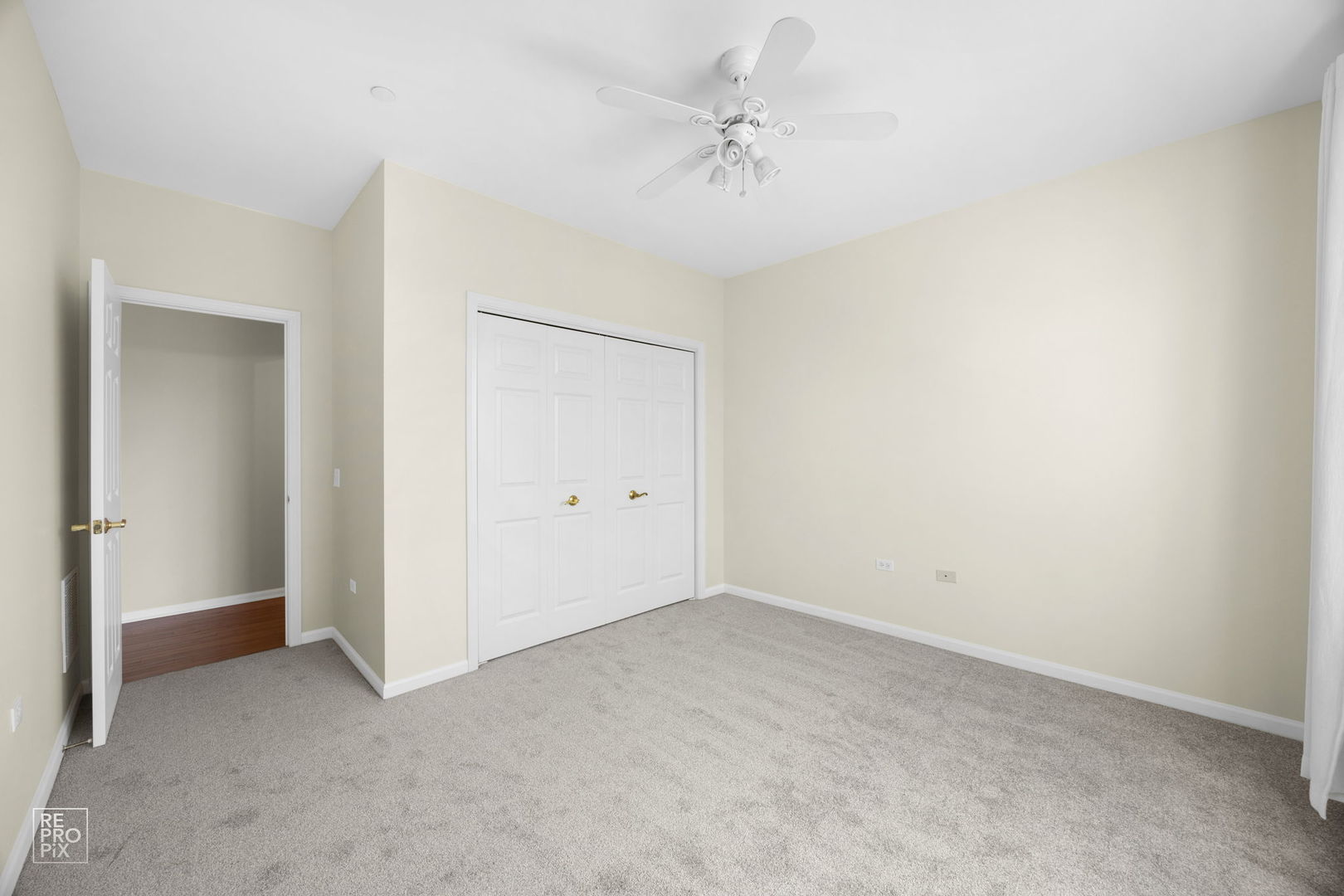 640 McHenry Road, Unit 208 Wheeling, IL 60090 - Photo 11 of 21 a view of an empty room
