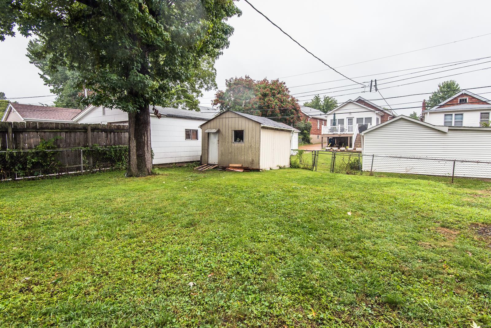 9332 MacKenzie Road St. Louis, MO 63123 - Photo 27 of 28