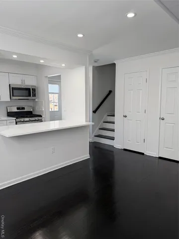 $3,500 | 12 Central Drive, Unit 1, Nanuet, NY 10954