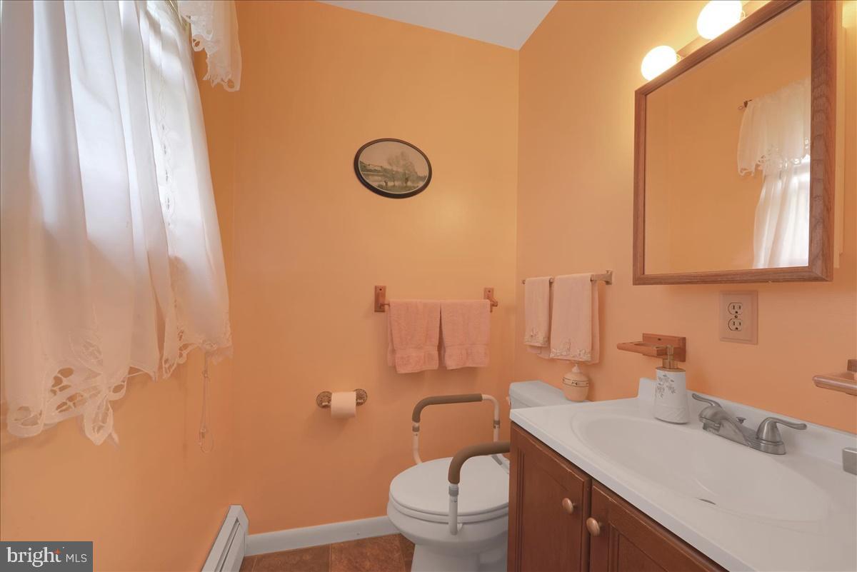 798 Noble Road Christiana, PA 17509 - Photo 20 of 26 Half Bath