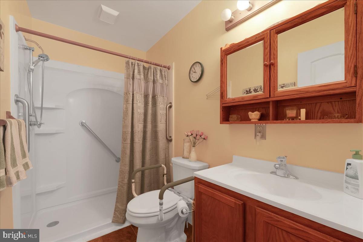 798 Noble Road Christiana, PA 17509 - Photo 21 of 26 Full Bath
