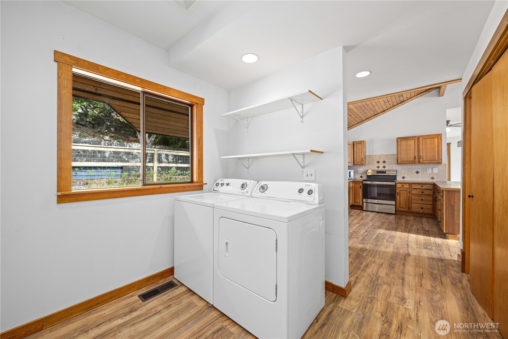 114 Riviera Place Chelan, WA 98816 - Photo 22 of 40 Gallery Image 22