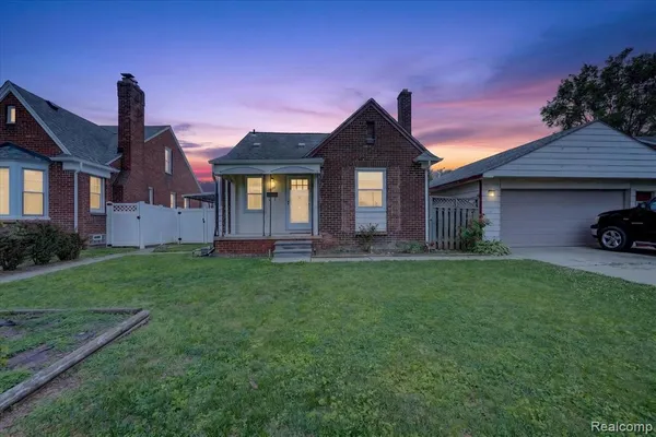$170,000 | 13121 Backus Street, Southgate, MI 48195