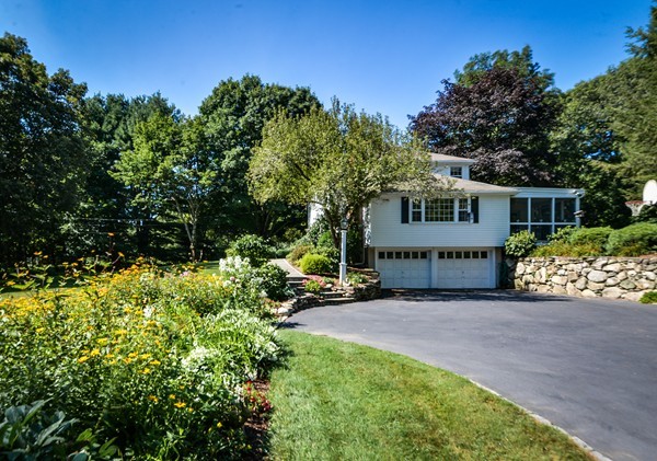 6 Russett Hill Road Sherborn, MA 01770 - Photo 23 of 26 Gallery Image 23