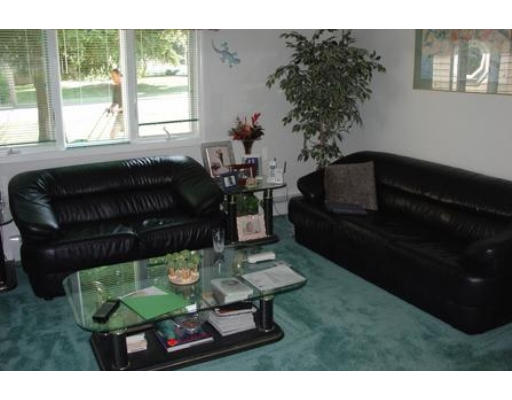 38 Coolidge Road Danvers, MA 01923 - Photo 5 of 8 Gallery Image 5