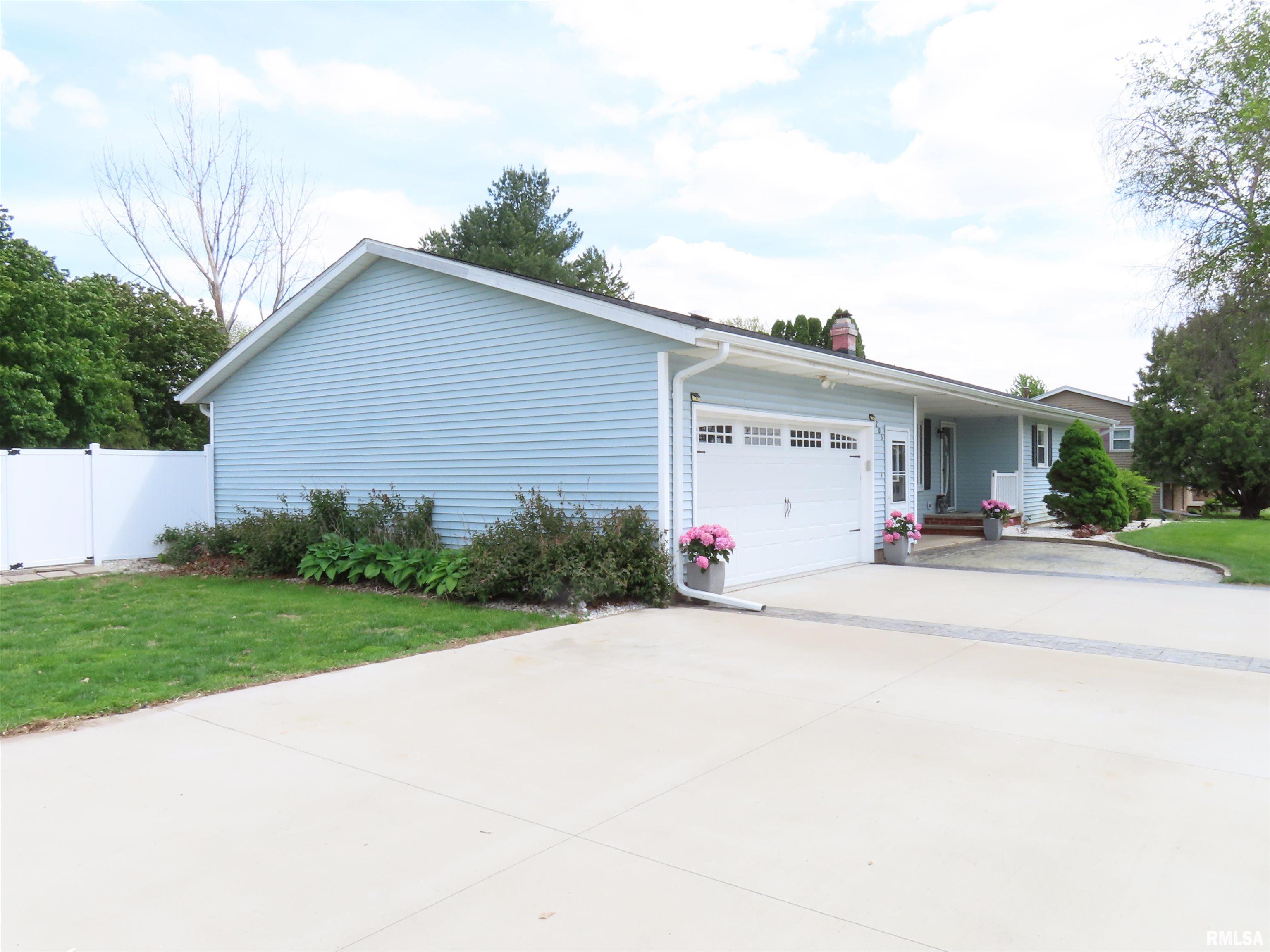 205 South Park Street Alpha, IL 61413 - Photo 6 of 59
