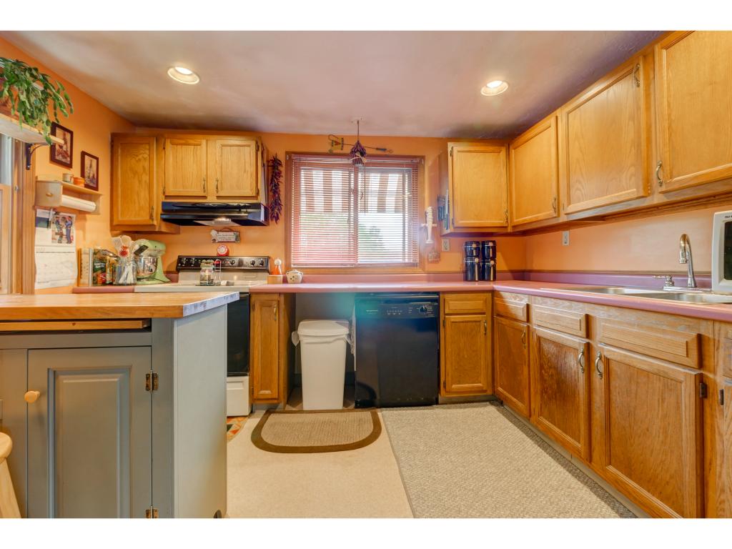 226 Sewalls Falls Road Concord, NH 03301 - Photo 8 of 36