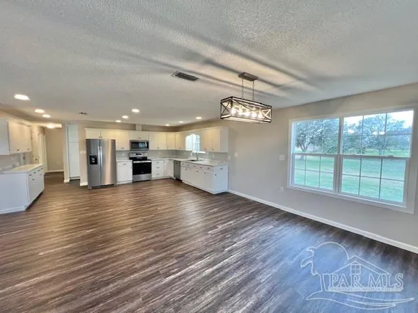 $399,000 | 248 Howard Page Lane, Atmore, AL 36502