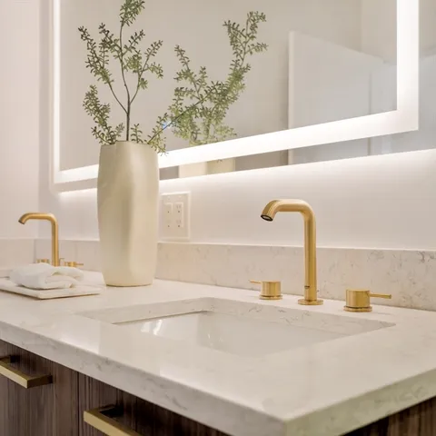 a close view of sink and tap