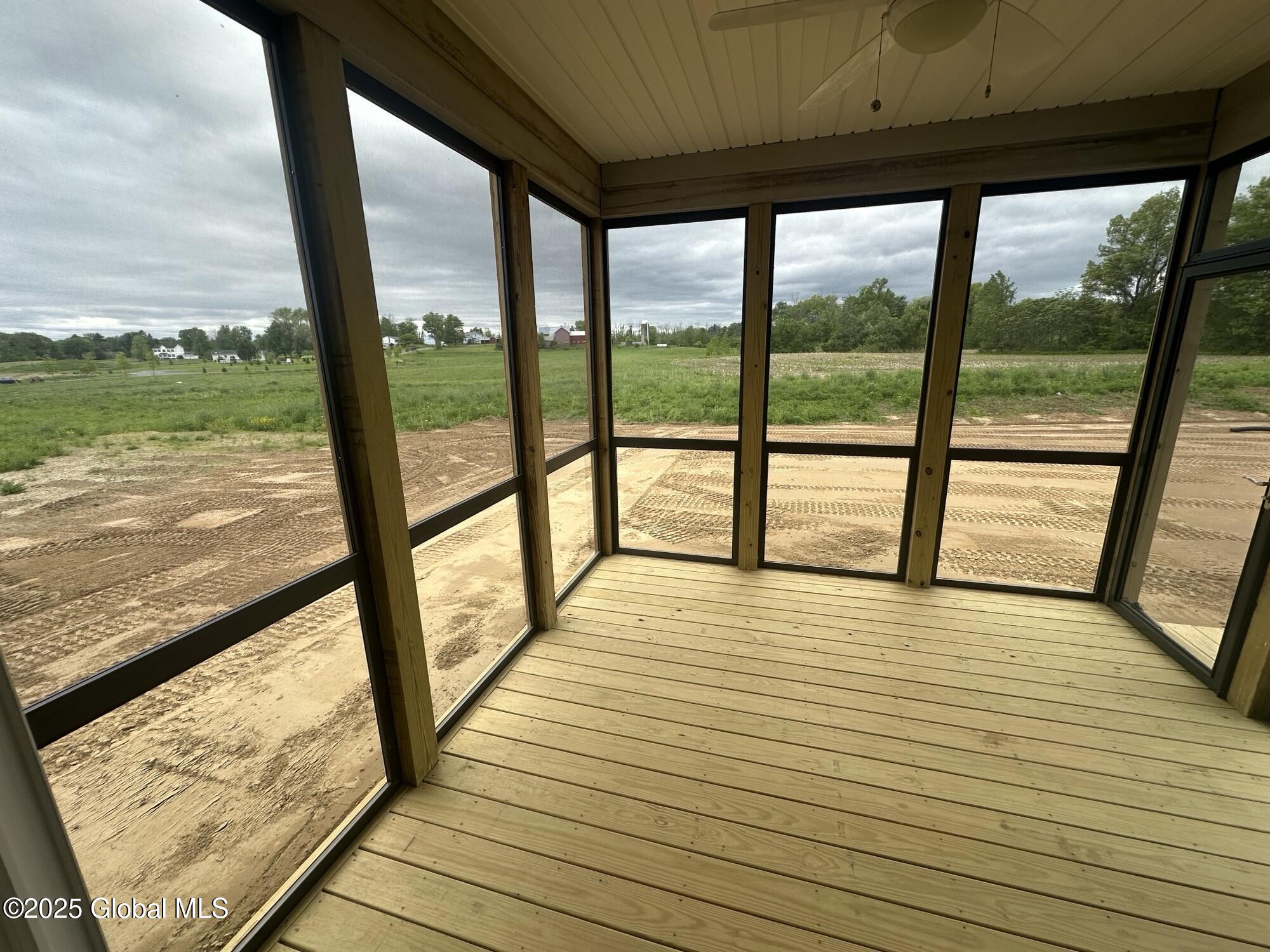 24 Silver Oak Drive Halfmoon, NY 12065 - Photo 12 of 23 IMG_3110