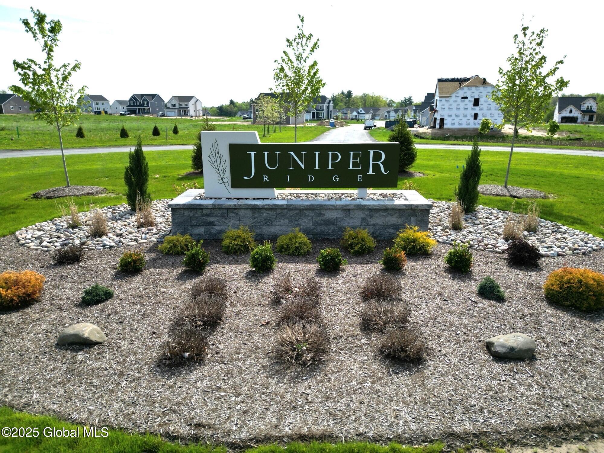 24 Silver Oak Drive Halfmoon, NY 12065 - Photo 21 of 23 Sign