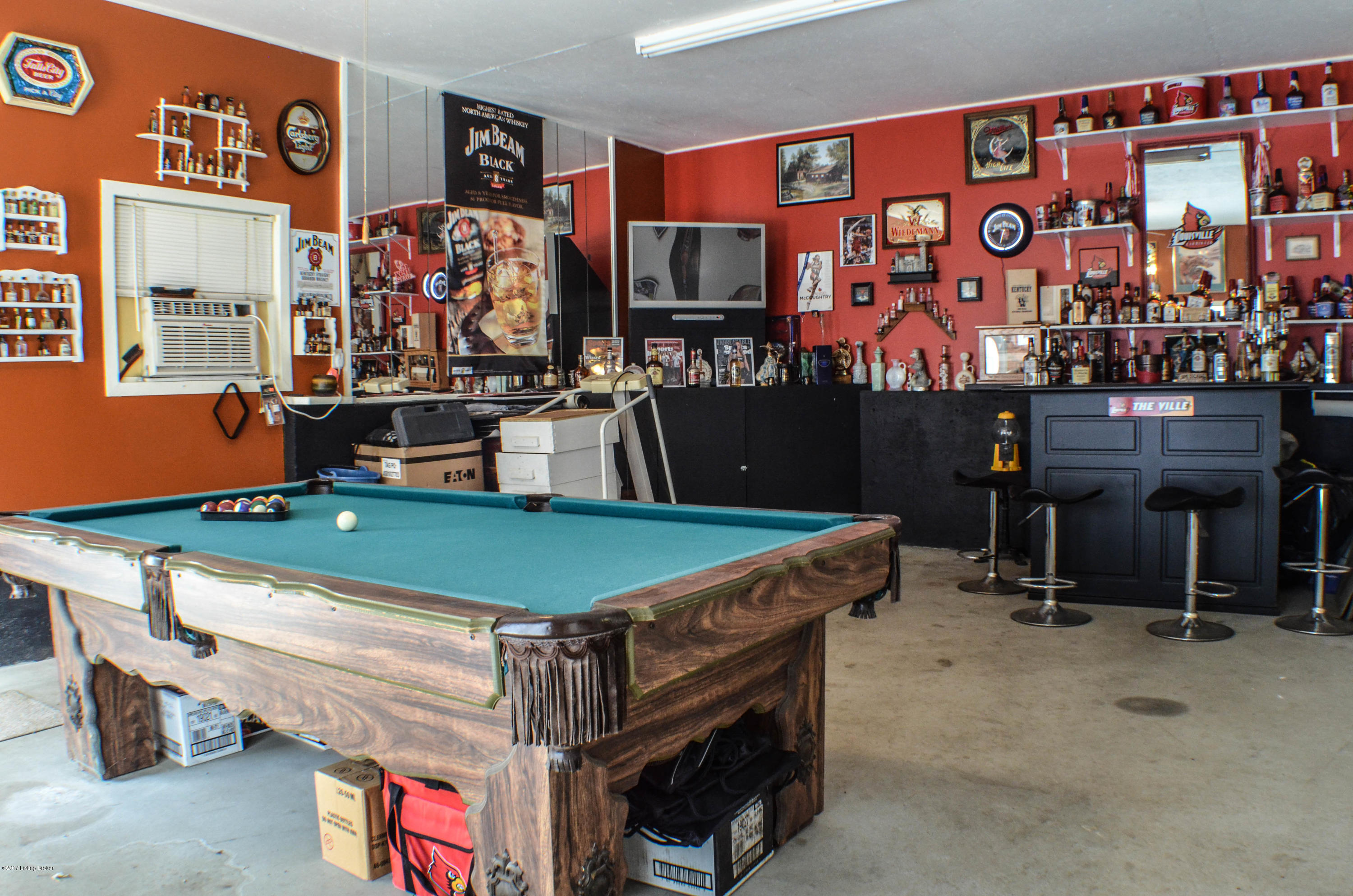 906 Ridge Road Shepherdsville, KY 40165 - Photo 14 of 36 Pool table remains.