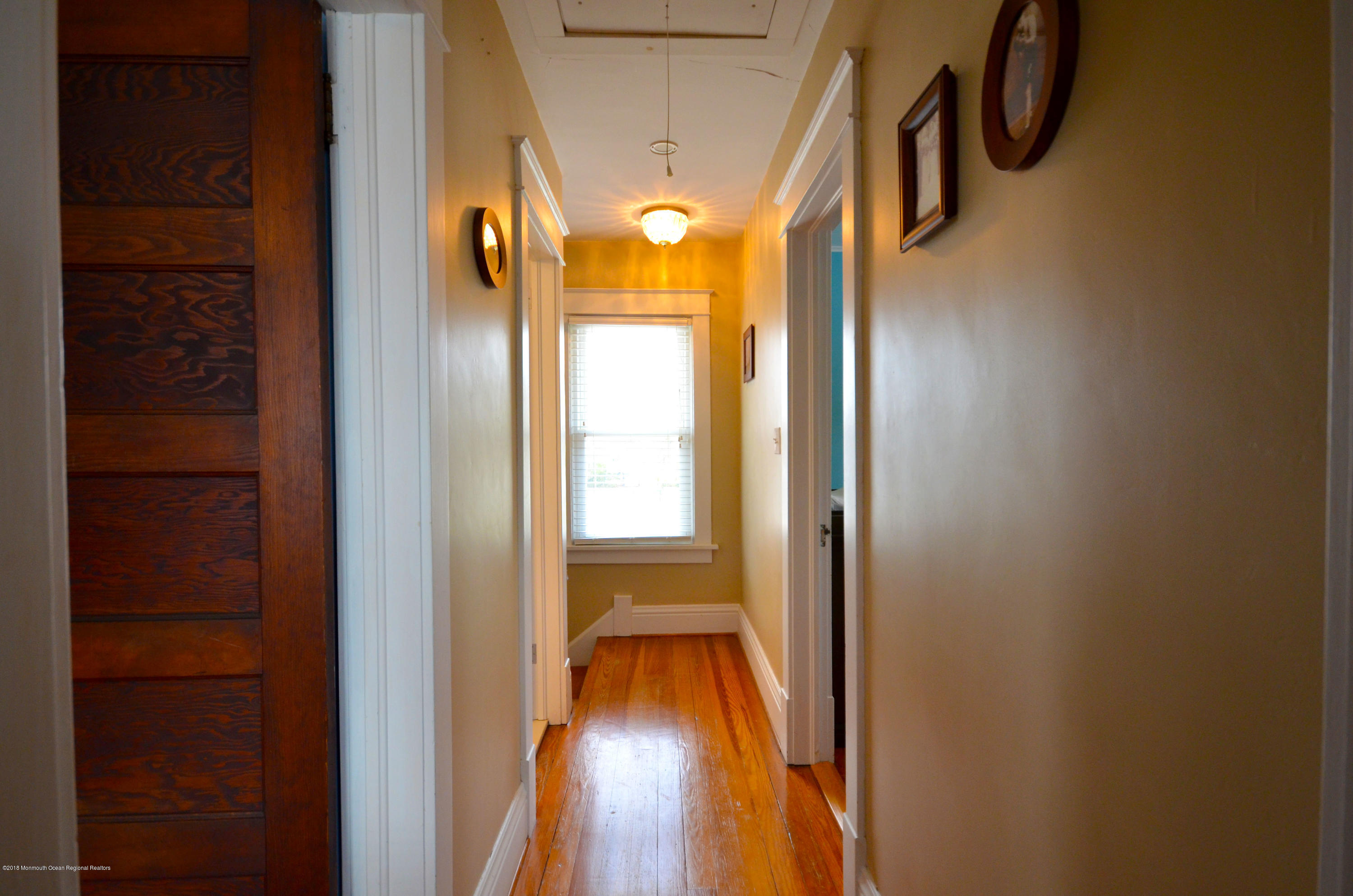 215 Cooper Road Red Bank, NJ 07701 - Photo 20 of 38 215_Cooper_38