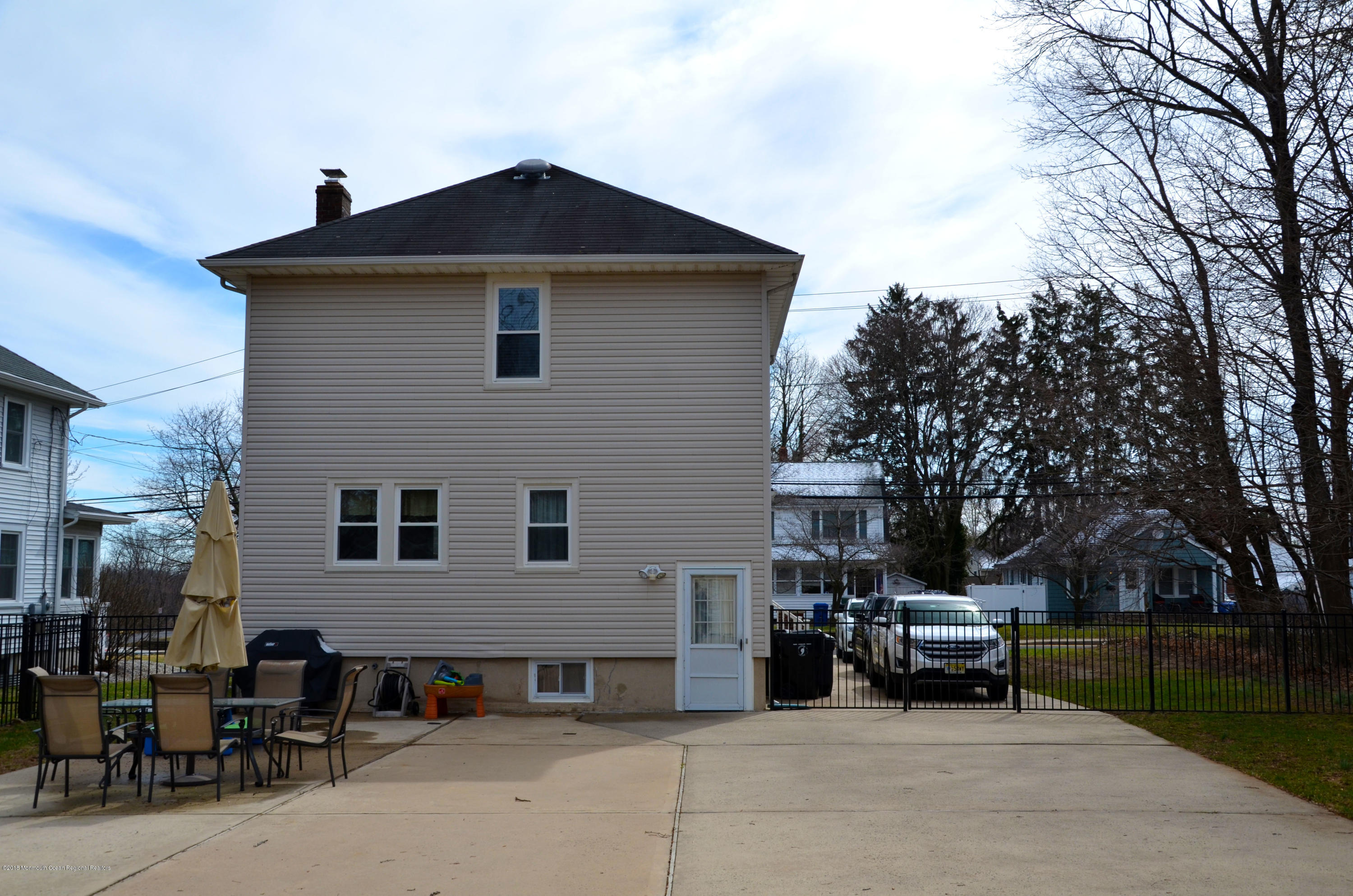 215 Cooper Road Red Bank, NJ 07701 - Photo 34 of 38 215_Cooper_14