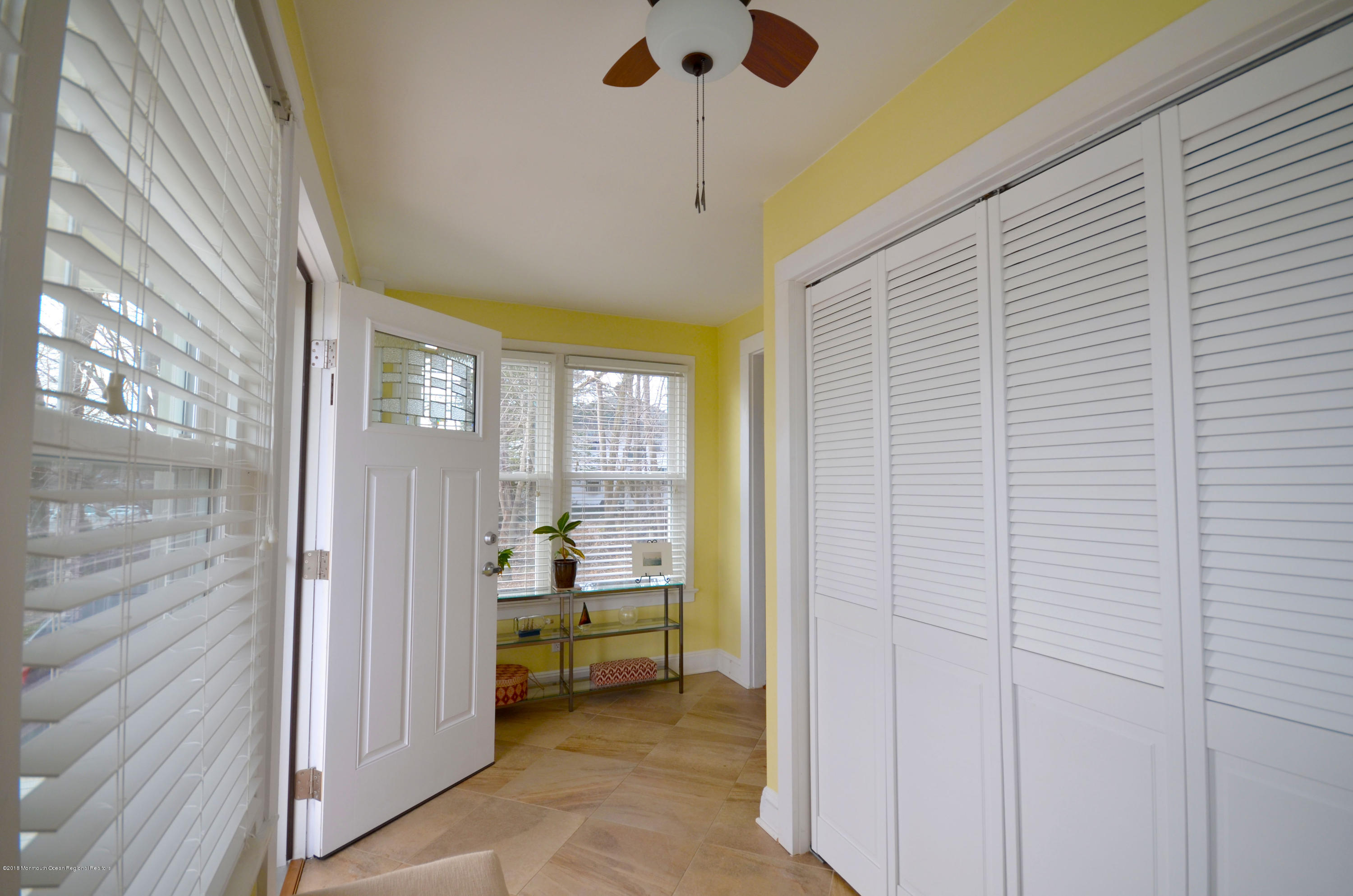 215 Cooper Road Red Bank, NJ 07701 - Photo 7 of 38 215_Cooper_22